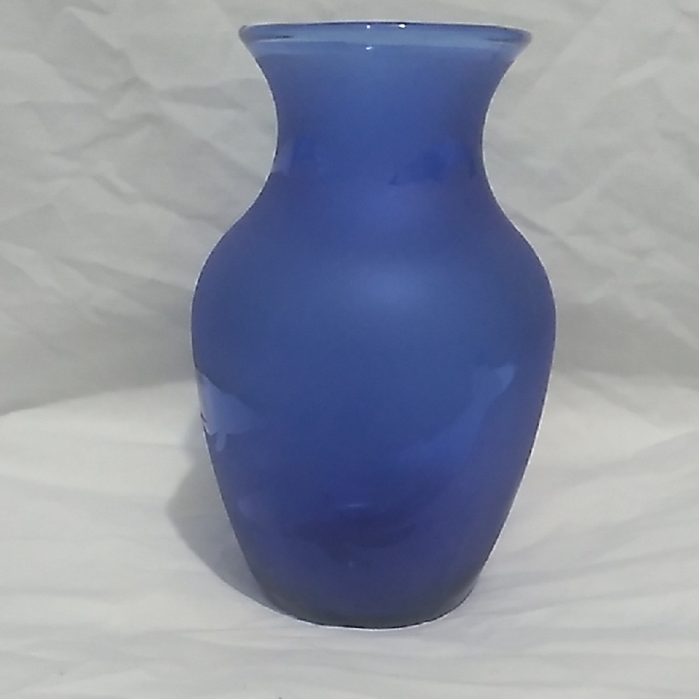 Vintage Colbolt Blue With Whales Etched Vase 5.5" (B4)